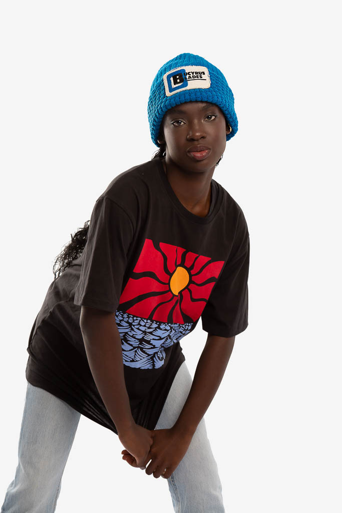 CAMISETA NEGRA SUNRISE