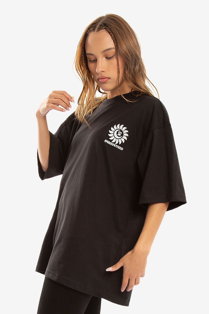 CAMISETA NEGRA RISE WITH THE SUN