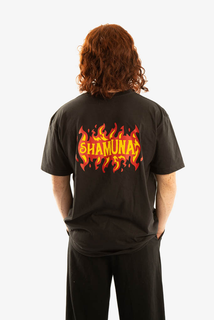 CAMISETA NEGRA SHAMUNA FIRE