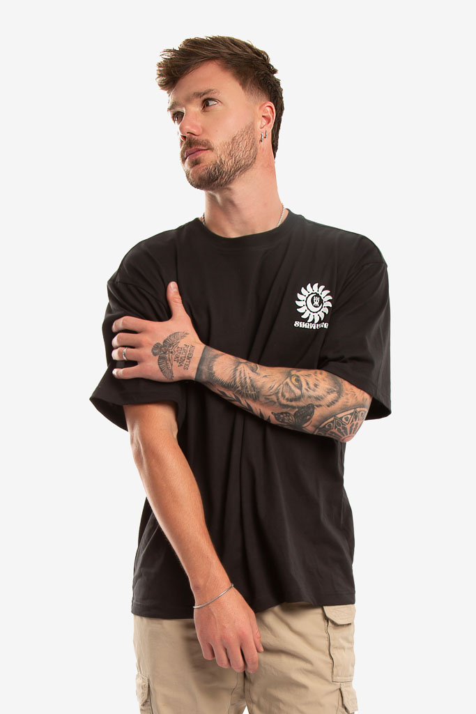 CAMISETA NEGRA RISE WITH THE SUN